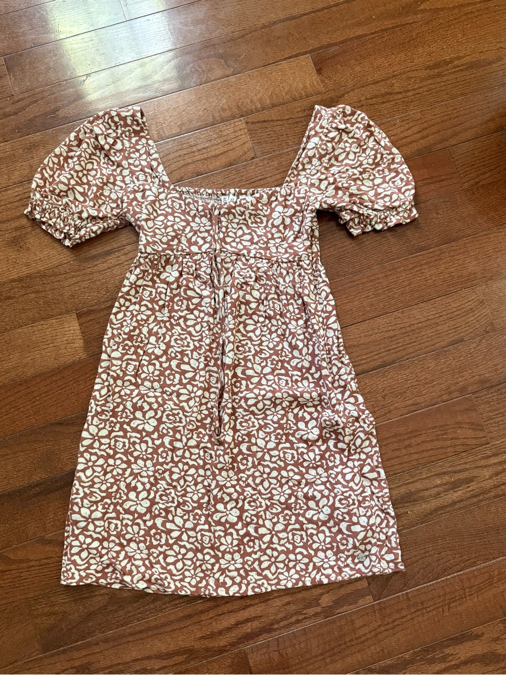 Roxy Brown Floral Square-Neck Mini Dress
New With Tags